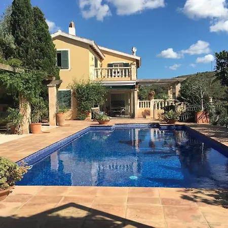 Lovely Family Sleeps 8, With Stunning Views 마혼