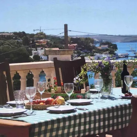 빌라 Lovely Family Sleeps 8, With Stunning Views