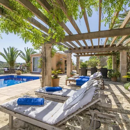 Lovely Family Sleeps 8, With Stunning Views *
