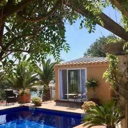 Villa Lovely Family Sleeps 8, With Stunning Views Maó
